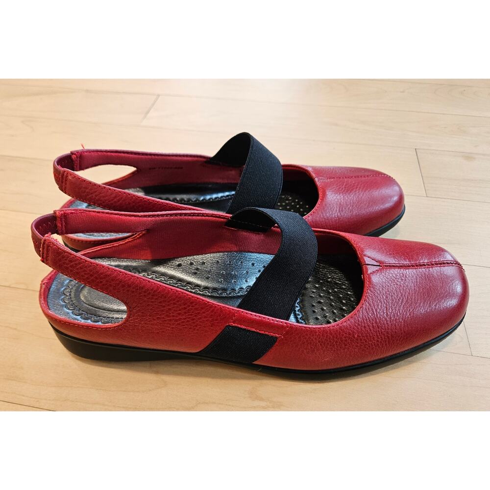 Trotters Red Leather Slingback Flats Women’s 9W Comfort Shoes Elastic Strap